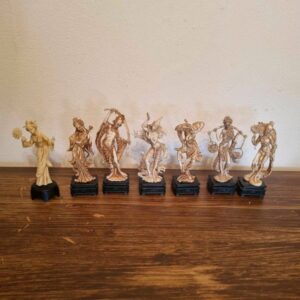 Lot de 7 figurines vintage asiatiques