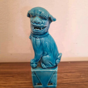 Statuette chinoise chien de foo en céramique émaillé bleu