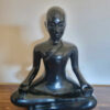 Statut de moine en méditation, yoga.
