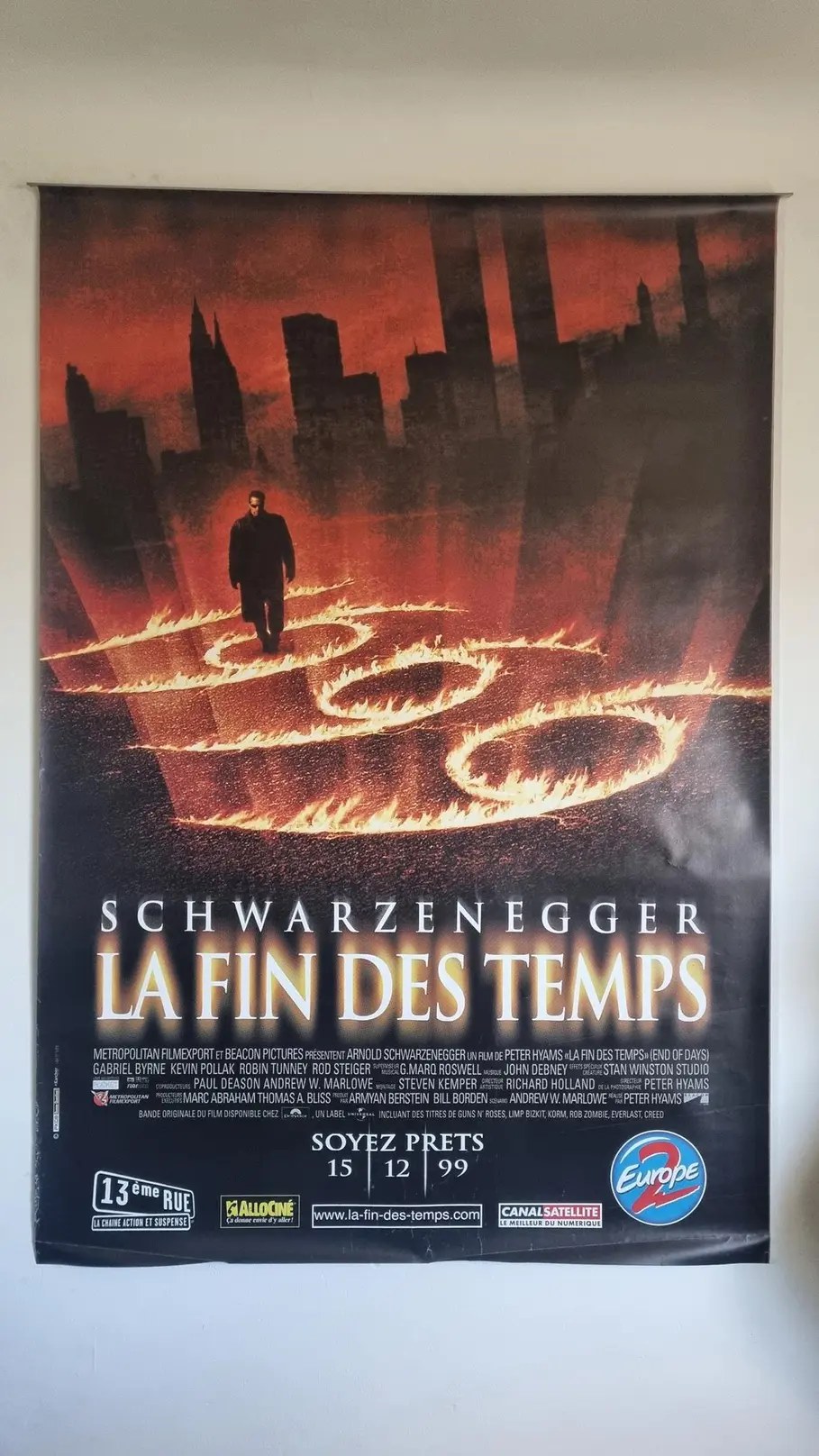 Grande affiche de cinéma La fin des temps, de Peter Hyams, vintage Affiche de cinéma La fin des temps, de Peter Hyams, vintage