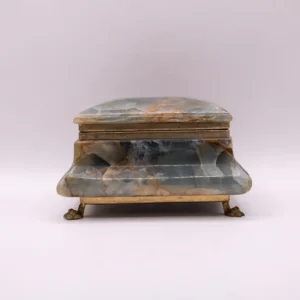 Boîte à bijoux ovale en albâtre vert et métal doré, style Art Déco