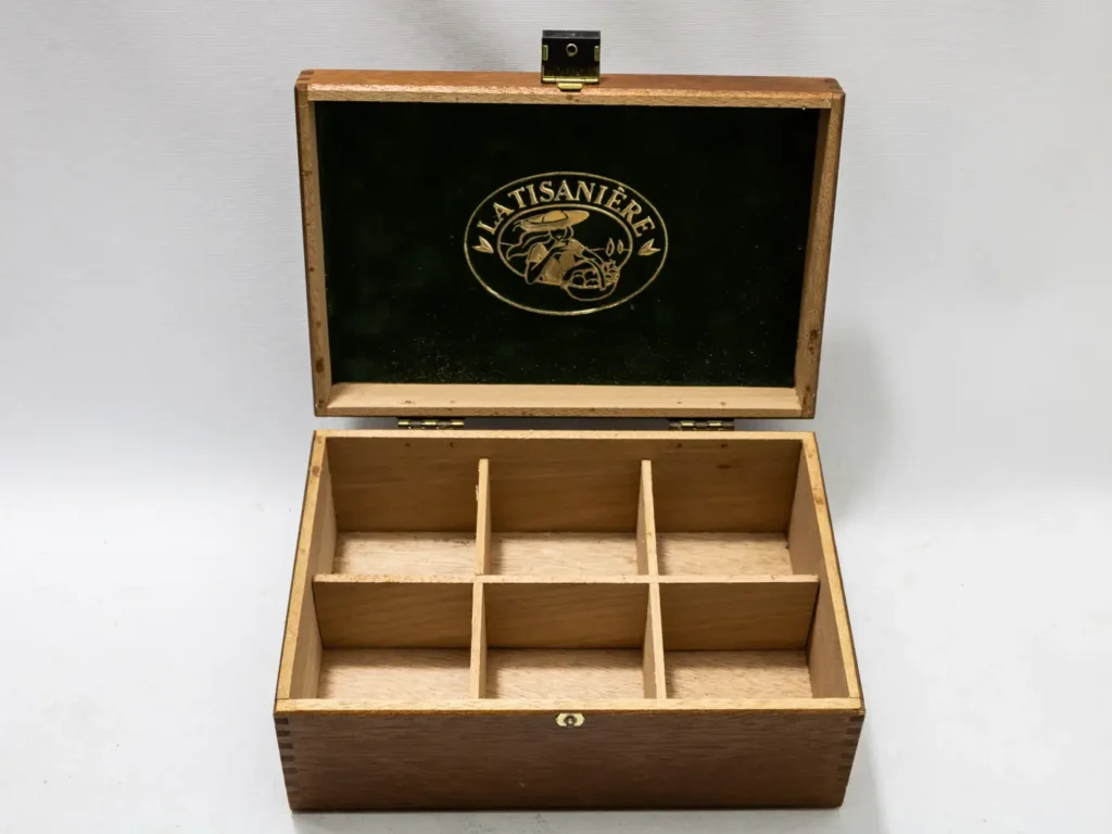 Boîte à thé vintage La Tisanière en bois et métal, 6 casiers