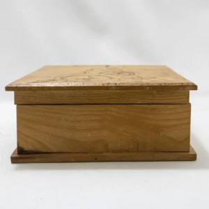 Boîte de Rangement Carrée en Bois Pyrogravé Motifs Floraux