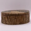 Boîte ronde en rondin de bois peinte à la main signée Lourdes