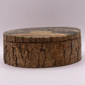 Boîte ronde en rondin de bois peinte à la main signée Lourdes