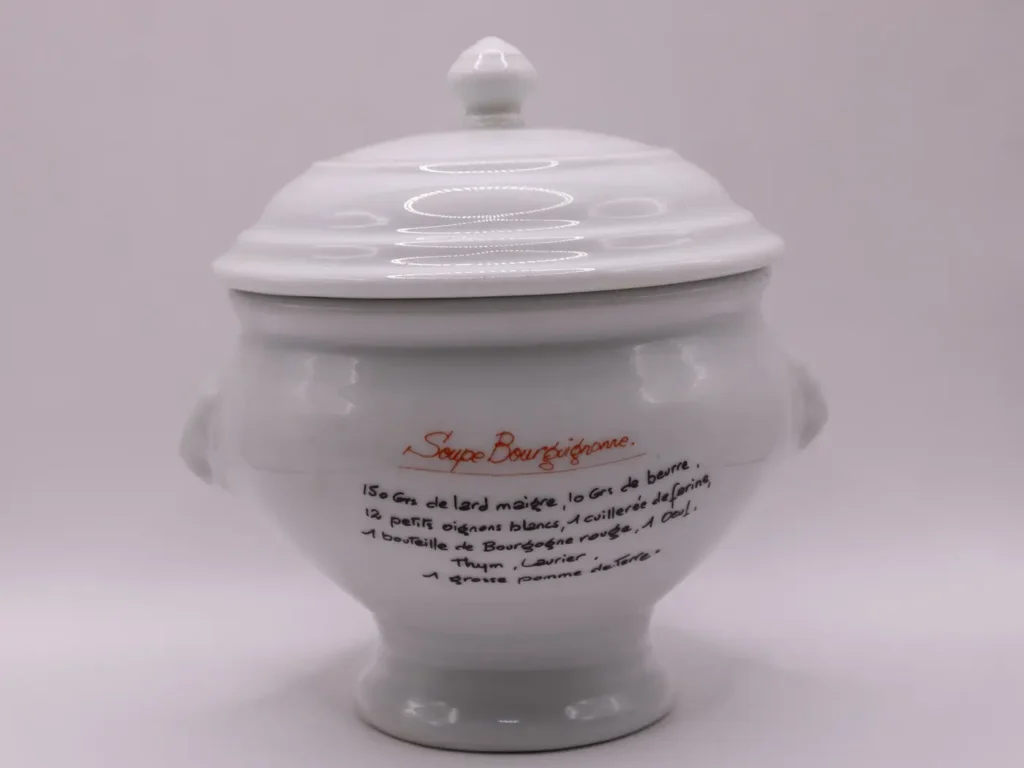 Bol à soupe bourguignonne Pillivuyt avec couvercle tête de lion