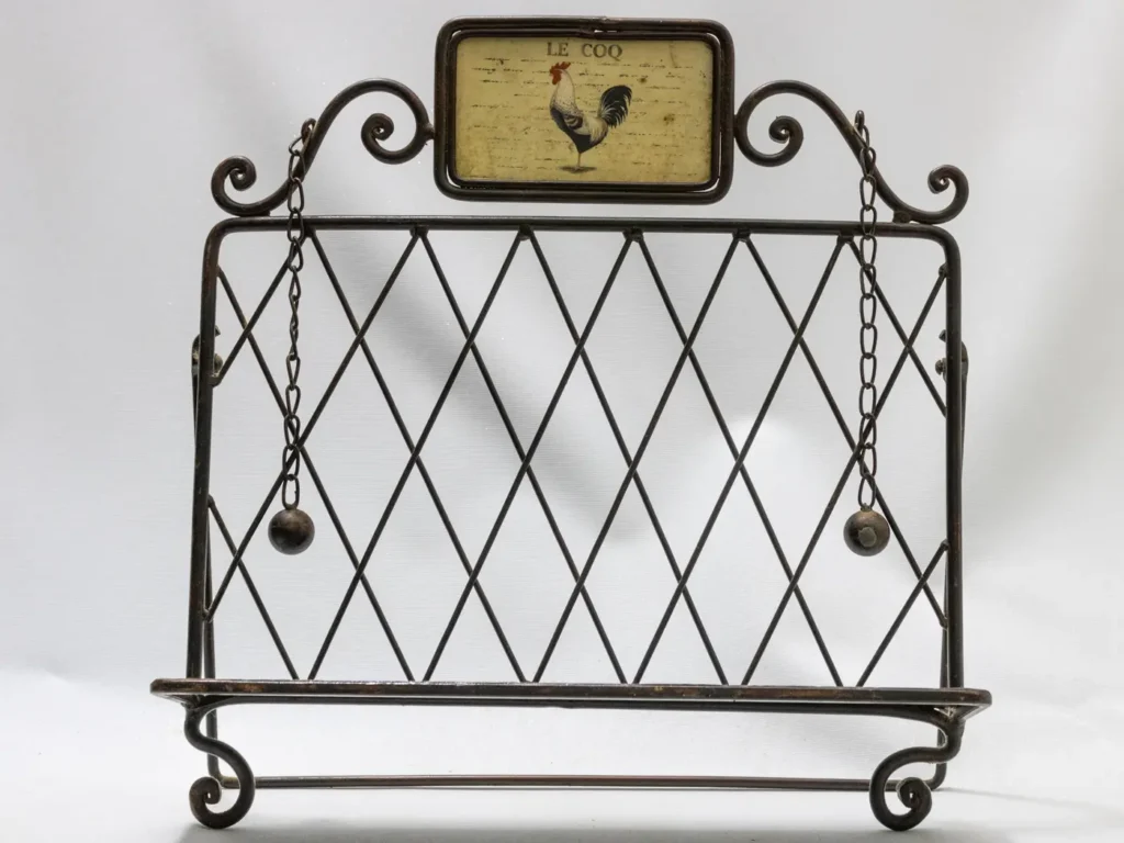 Chevalet porte-livre ancien en fer forgé pour livre de cuisine
