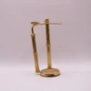 Ensemble de rasage vintage avec support et rasoir en métal doré