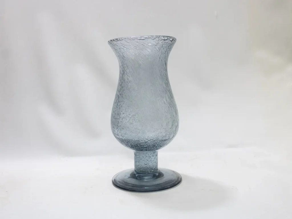 Grand Vase Cylindrique en Verre Bullé Bleuté d'Esprit Vintage