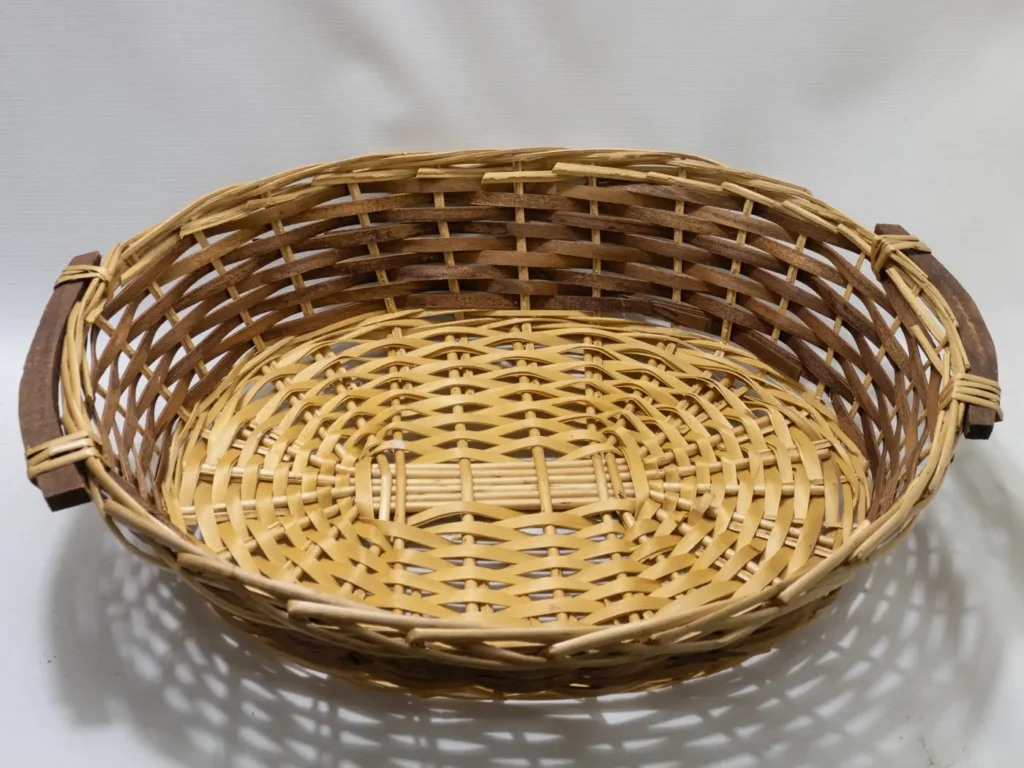 Grande corbeille vintage en osier tressé fait main, plateau