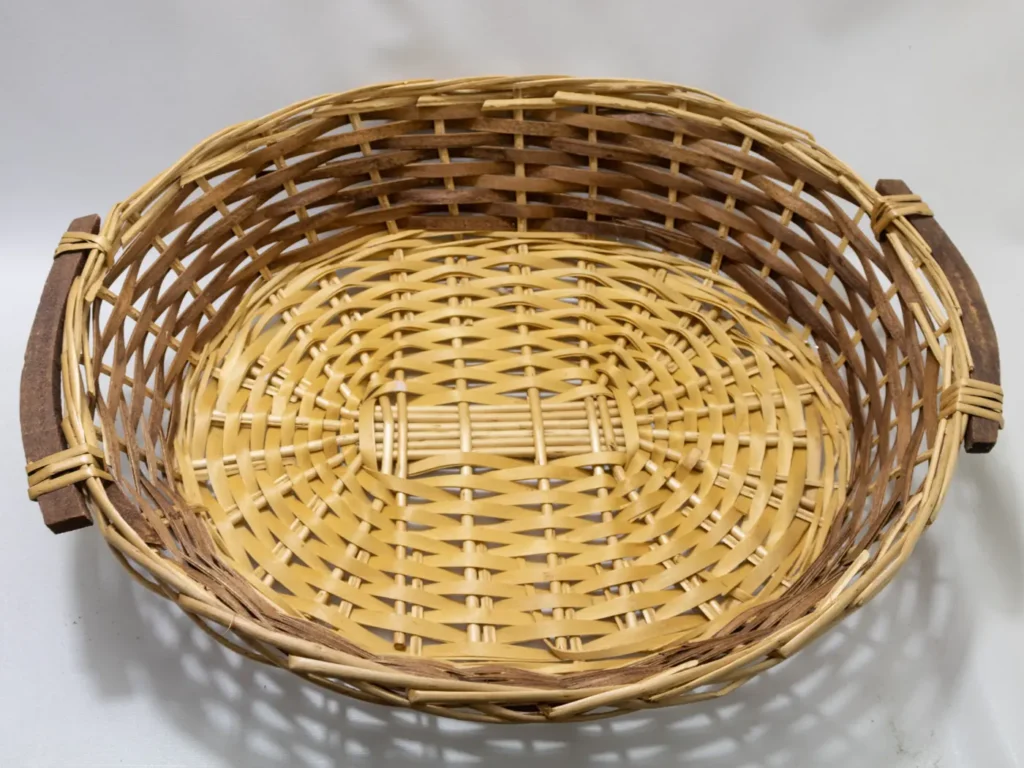 Grande corbeille vintage en osier tressé fait main, plateau