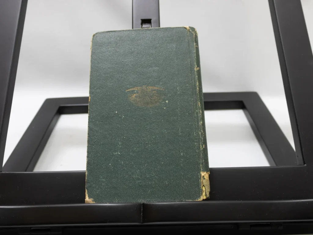 Livre ancien Les Quatre Evangiles Acte Apotres, cuir vert doré