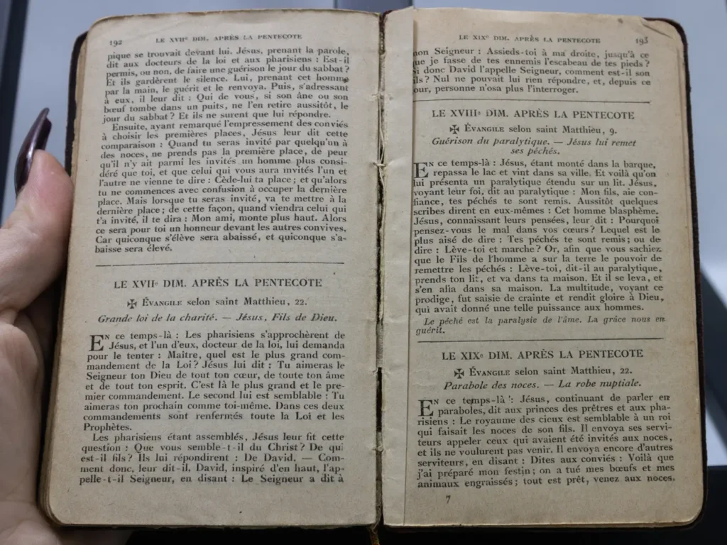Livre Ancien Petit Manuel Paroissial en Cuir Marron de 1916
