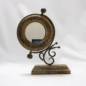 Miroir mural artisanal en bois sculpté et fer forgé marron