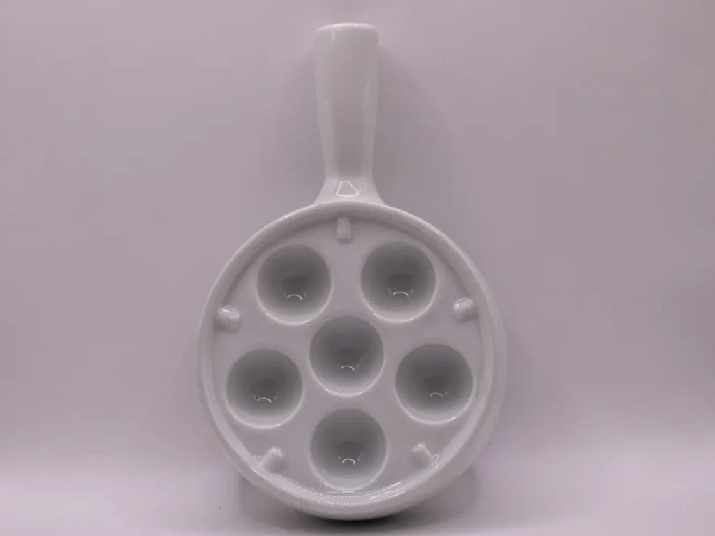 Plat à escargots en porcelaine blanche, 6 cavités Made in France