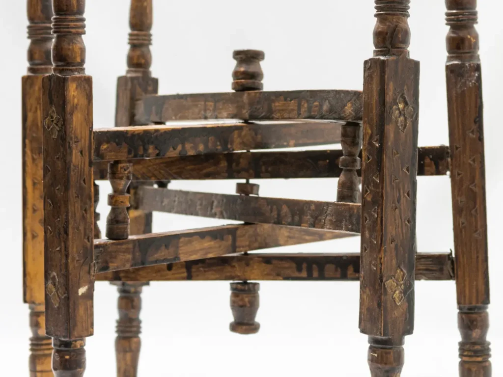 Support pour table basse marocaine en bois, sculpture artisanale