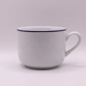 Tasse en porcelaine Pillivuyt France depuis 1818, décor bleu