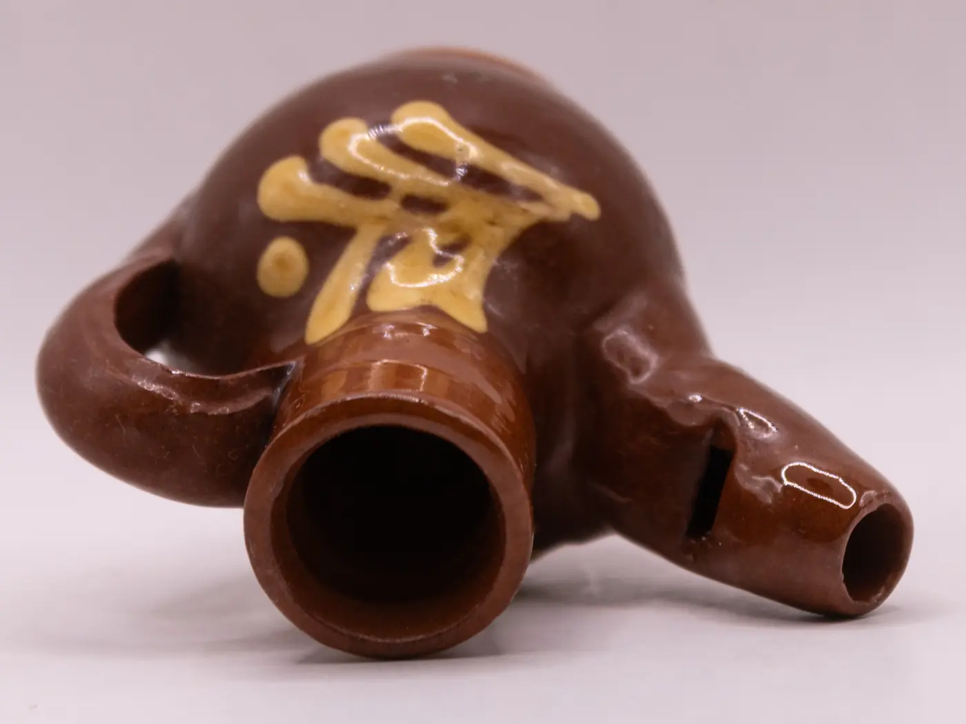 Sifflet à eau oiseau en terre cuite imitant le chant naturel Sifflet à eau oiseau en terre cuite imitant le chant naturel