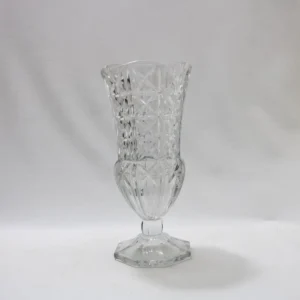 Vase Vintage en Cristal Taillé d'Italie, Éclat et Transparence